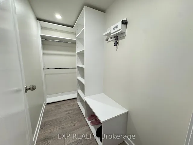 Additional image 25 of 250 West 31st St