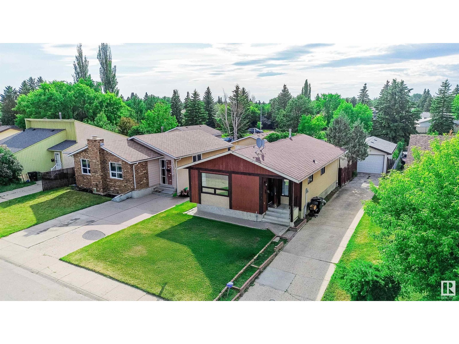 Primary image of 1240 65 ST NW|Edmonton, Alberta T6L2E7