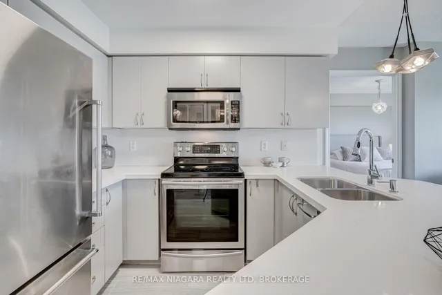 Additional image 14 of 872 Sheppard Ave Unit 313