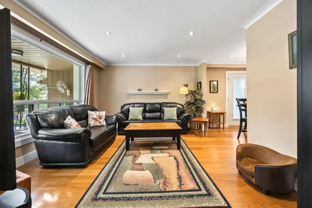 Additional image 8 of 3 Rosefair Cres