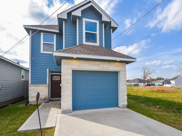 7843 Dyer St, Houston, TX 77088