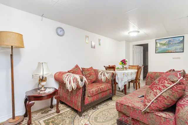 Additional image 17 of 46 Donna Dr