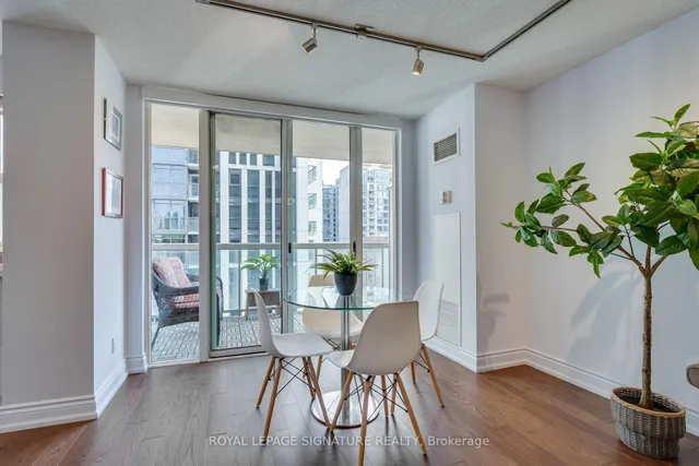 Additional image 7 of 323 Richmond St Unit 712