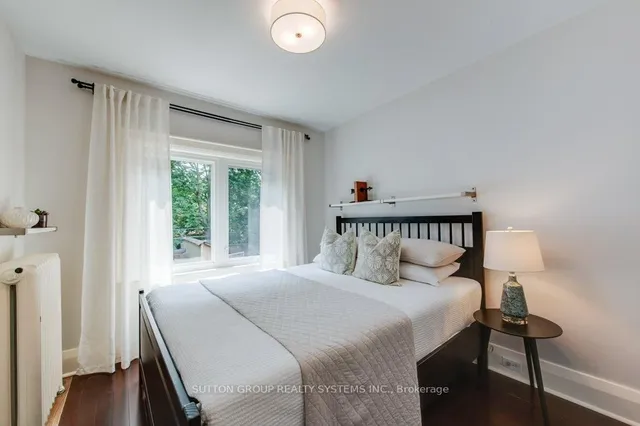 Additional image 33 of 26 Evans Ave