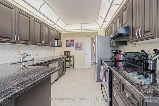 Additional image 13 of 22 Hanover Rd Unit 901