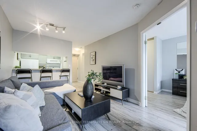 Additional image 8 of 222 The Esplanade Unit 933