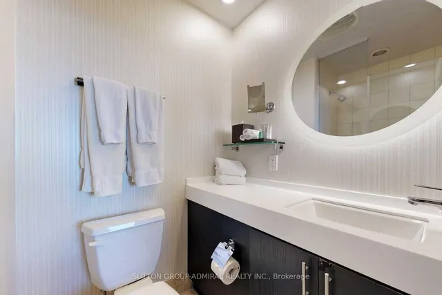 Additional image 6 of 1 King St Unit 723