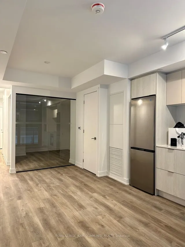 Additional image 8 of 1 Jarvis St Unit 421