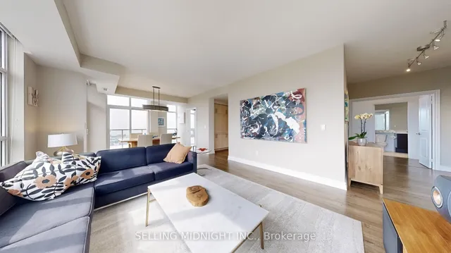 Additional image 5 of 75 East Liberty St Unit 2203