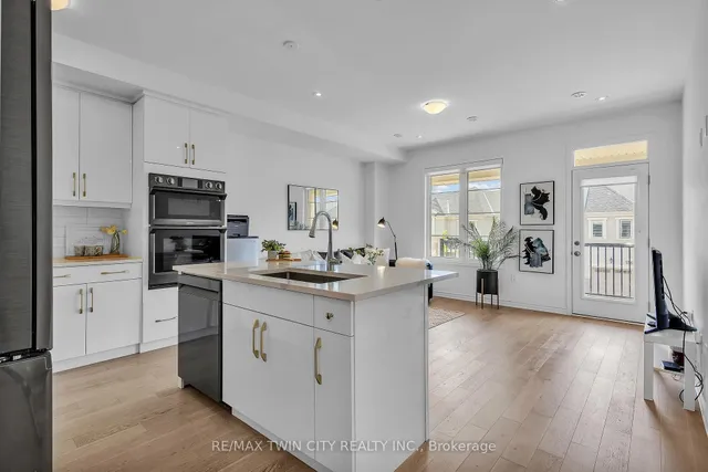 Additional image 19 of 1567 Denison Pl