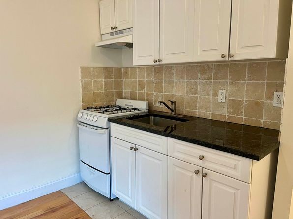 2 Arden St #607, New York, NY 10040