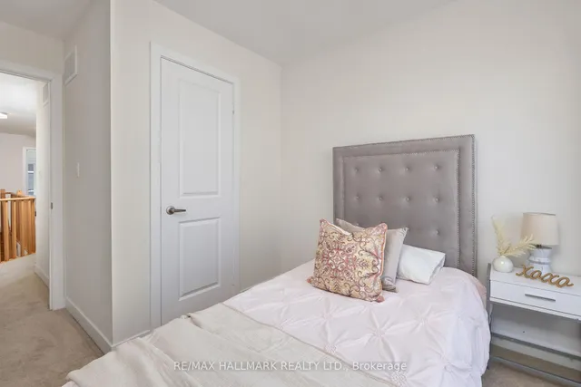 Additional image 21 of 1571 Midland Ave