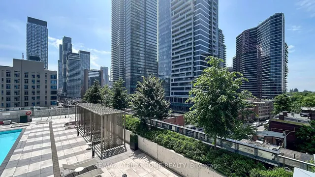 Additional image 36 of 1 Gloucester St Unit 715