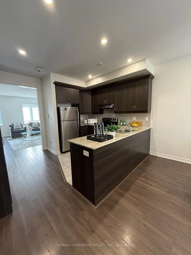 Additional image 16 of 4 Hobart Gdns