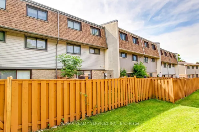 Additional image 35 of 112 Ashton Cres Unit 112