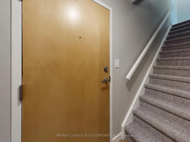 Additional image 27 of 500 Richmond St Unit 325