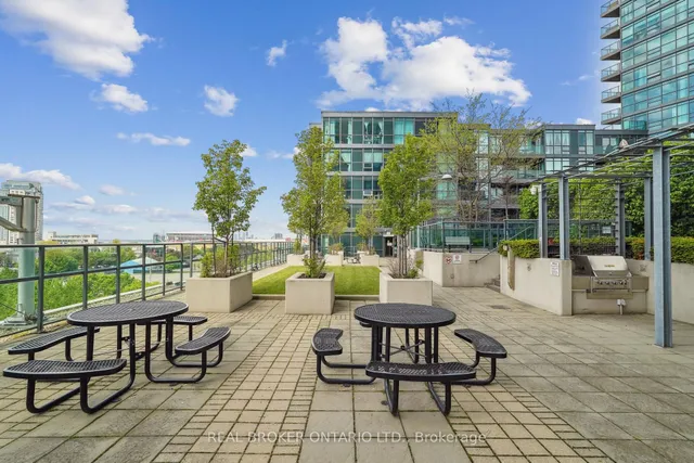 Additional image 28 of 231 Fort York Blvd Unit 615