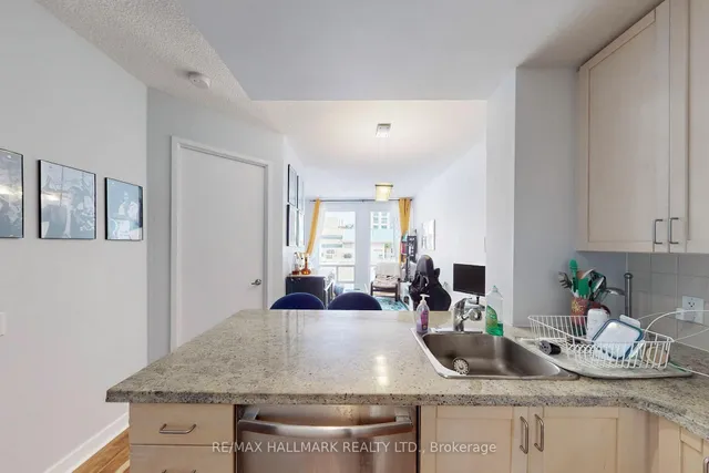 Additional image 9 of 85 Bloor St Unit 1403