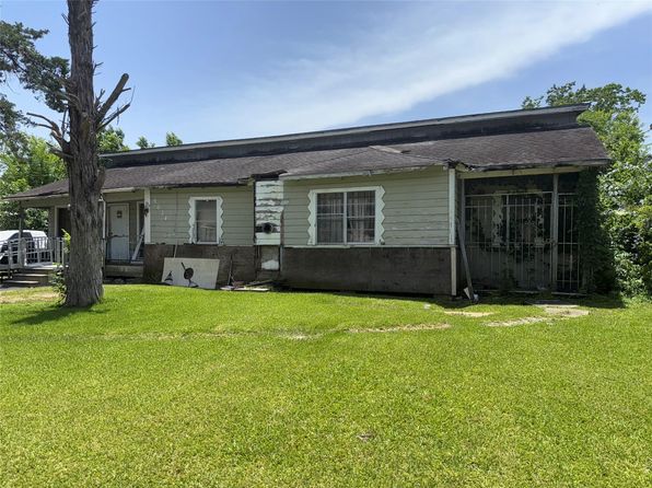 9034 Everglade Dr, Houston, TX 77078