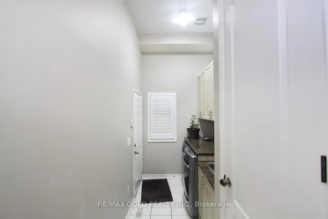 Additional image 20 of 14 Lisson Cres