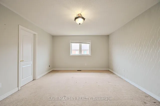 Additional image 31 of 330 Giddings Cres