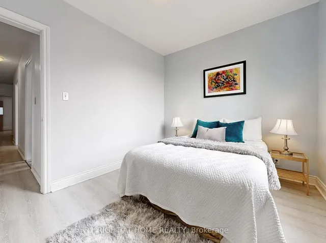 Additional image 22 of 1072 Dufferin St