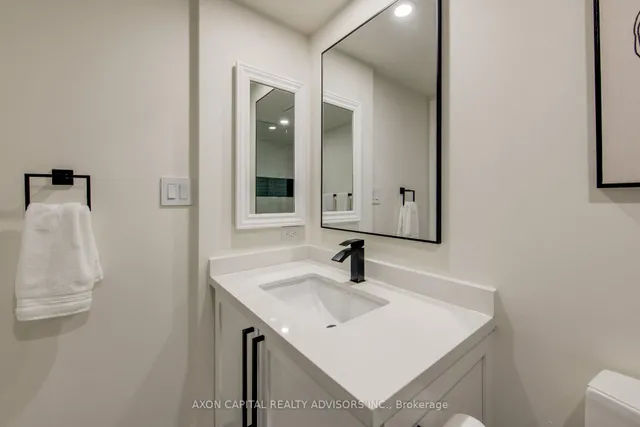 Additional image 31 of 168 Simcoe St Unit 1513