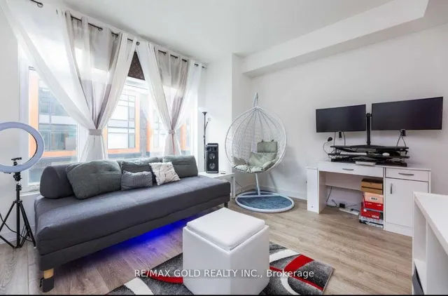 Additional image 3 of 42 - 200 MALTA Ave