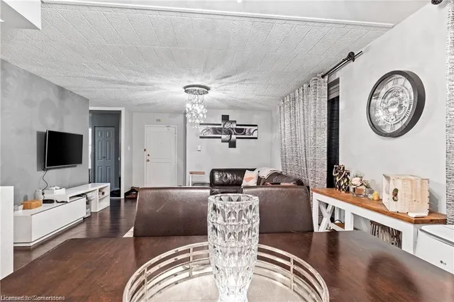 Additional image 3 of 6 Walton Ave Unit 310