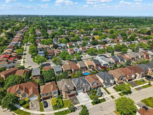 Additional image 36 of 101 Winter Gardens Tr