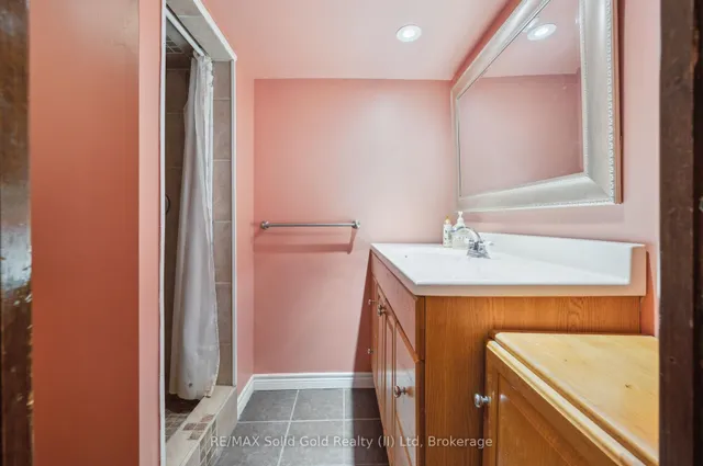 Additional image 30 of 44 Sandsprings Crt