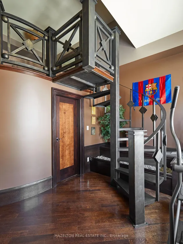 Additional image 19 of 468 Wellington St Unit 501