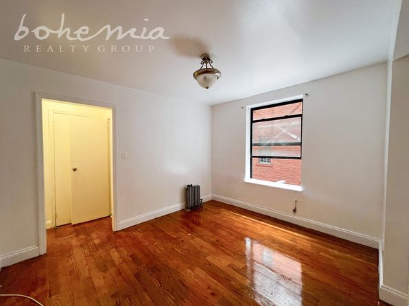 545 Academy St APT 23, New York, NY 10034