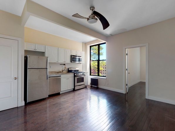 25 Hamilton Ter APT 3R, New York, NY 10031