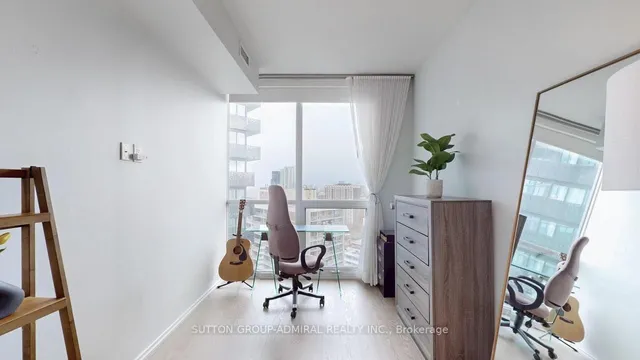 Additional image 32 of 45 Charles St Unit 2912