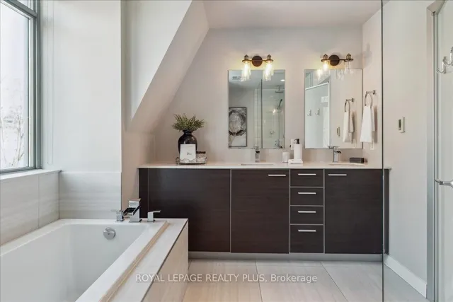 Additional image 38 of 2B Percy St