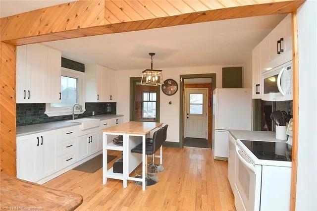 Additional image 10 of 1344 Highway 8