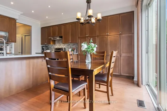 Additional image 15 of 7107 Appletree Lane