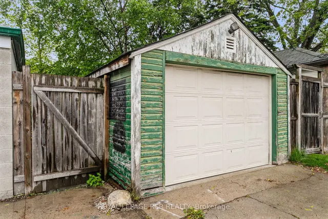 Additional image 45 of 542 Runnymede Rd