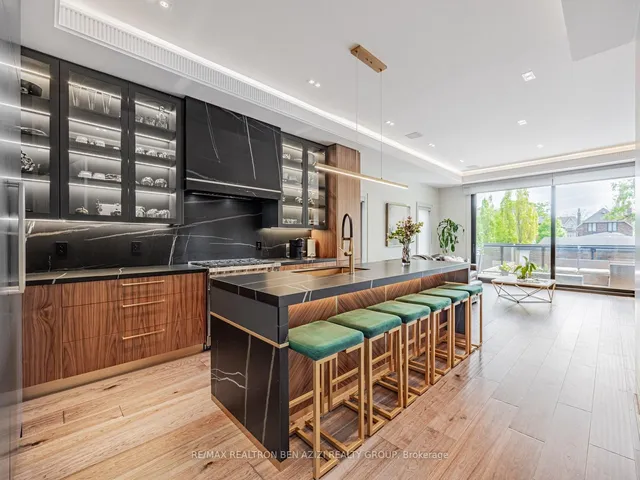 Additional image 8 of 323 Melrose Ave