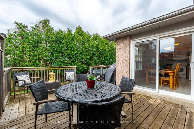 Additional image 31 of 38 Fellowes Cres