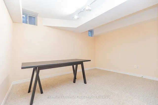 Additional image 34 of 4 William Poole Way