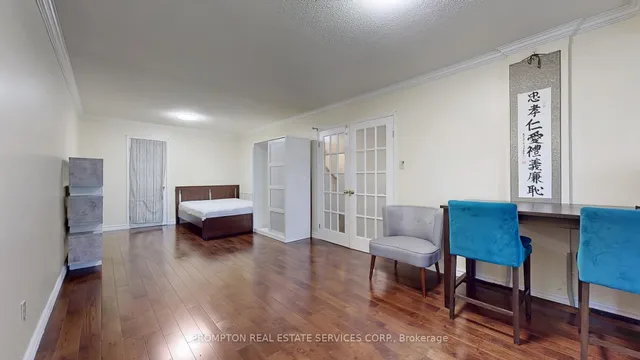 Additional image 37 of 409 Silverthorne Cres