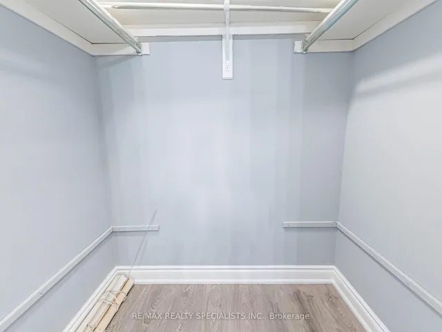 Additional image 30 of 18 Seed Crt