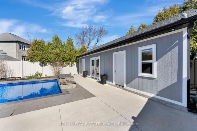 Additional image 48 of 7 Bernini Crt