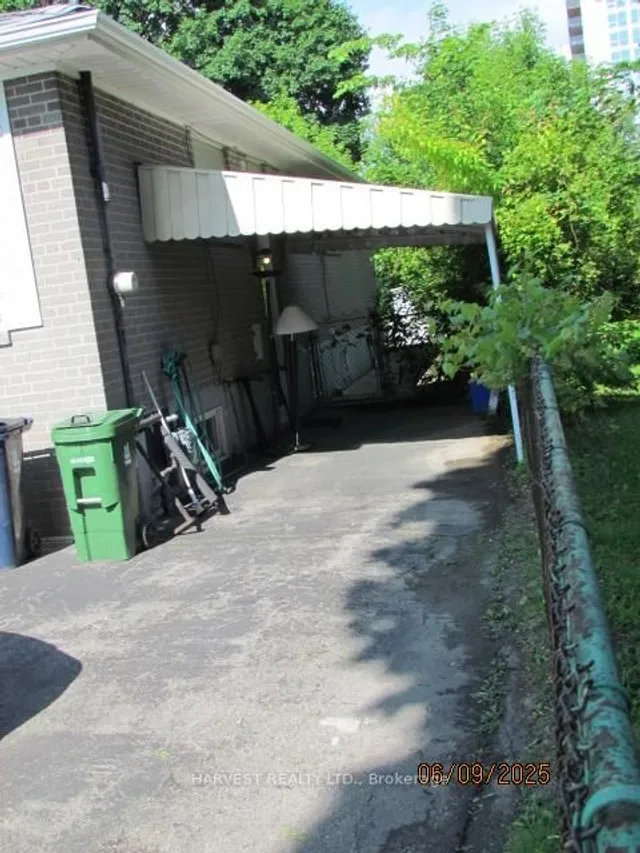 Additional image 2 of 29 Talara Dr