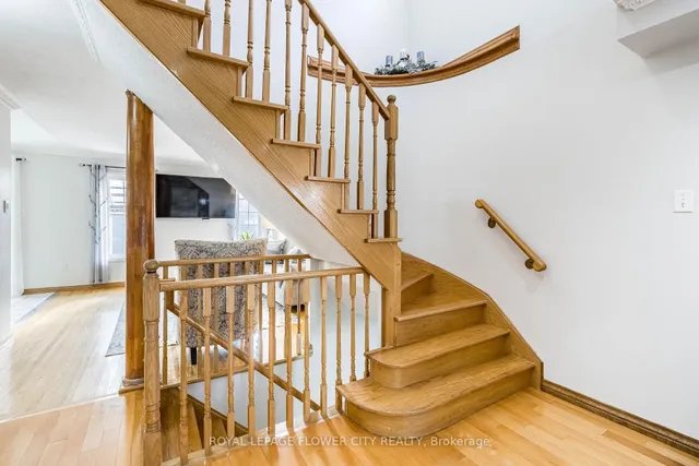 Additional image 25 of 51 Blue Whale Blvd