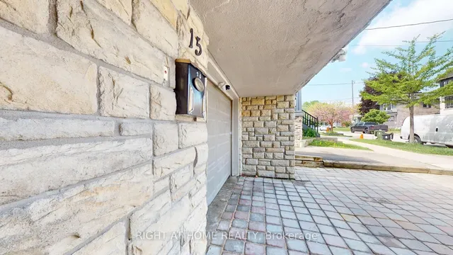 Additional image 36 of 15 Maple Bush Ave