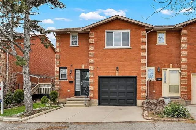 Additional image 47 of 1198 Upper Wentworth St