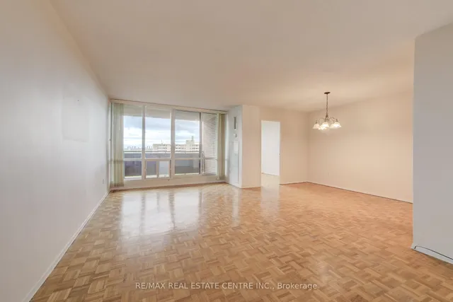 Additional image 8 of 716 The West Mall Unit 1109